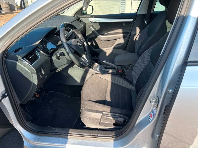 Skoda Octavia 1.6 TDI TUV-Германия, снимка 8 - Автомобили и джипове - 53063015
