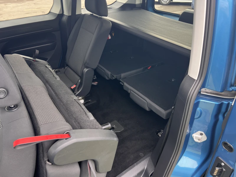 VW Caddy Style/2.0TDI/150K.C./7AT/6+ 1/ГАРАНЦИЯ, снимка 11 - Автомобили и джипове - 53262268