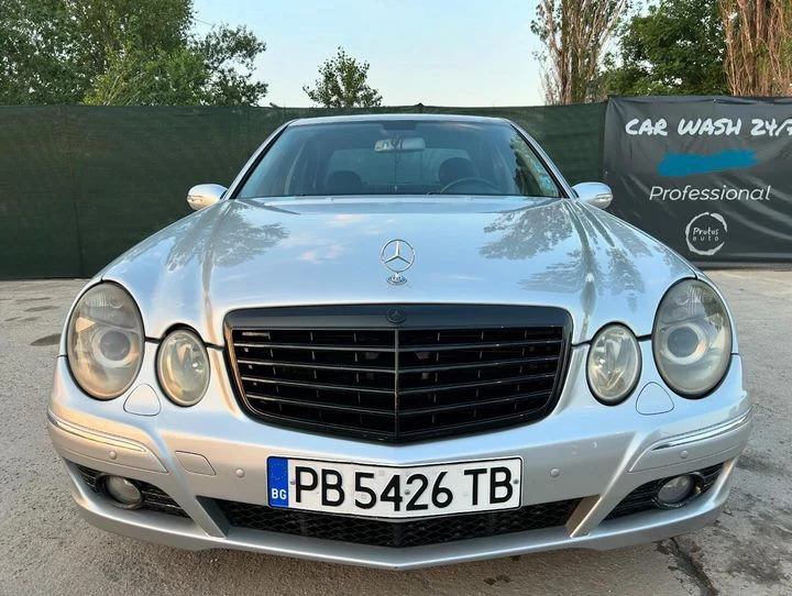 Mercedes-Benz E 270, снимка 2 - Автомобили и джипове - 54346753