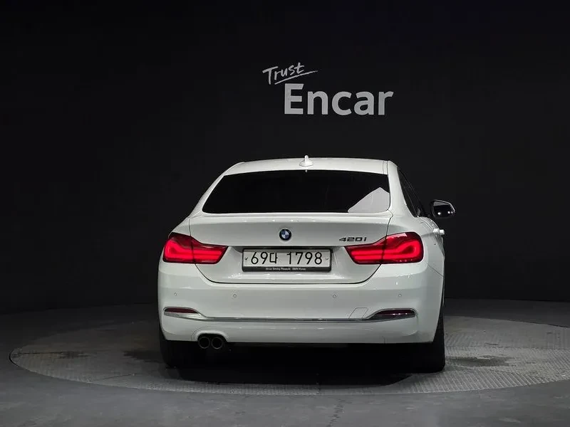 BMW 420 i - САМО 30% АВАНС, снимка 4 - Автомобили и джипове - 56268804