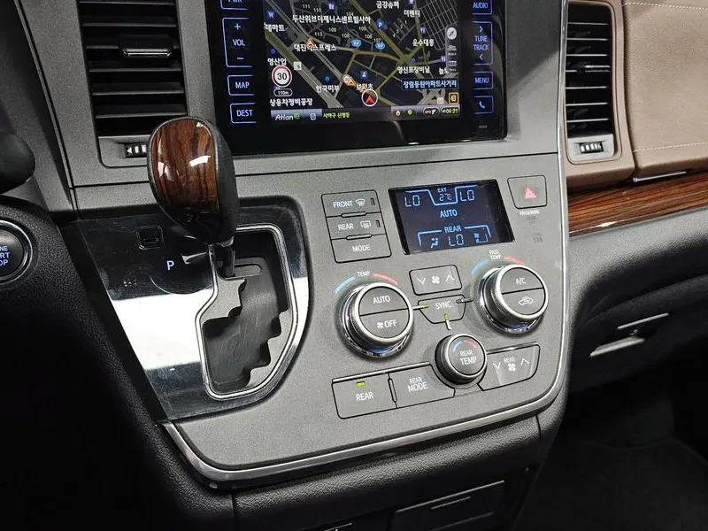 Toyota Sienna 3.5 Awd | Mobile.bg � ����������� 9