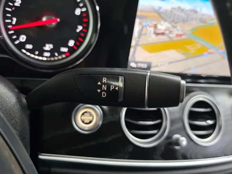 Mercedes-Benz E 200 W 213 AVANTGARDE| �������| �����| ������� | Mobile.bg � ����������� 9