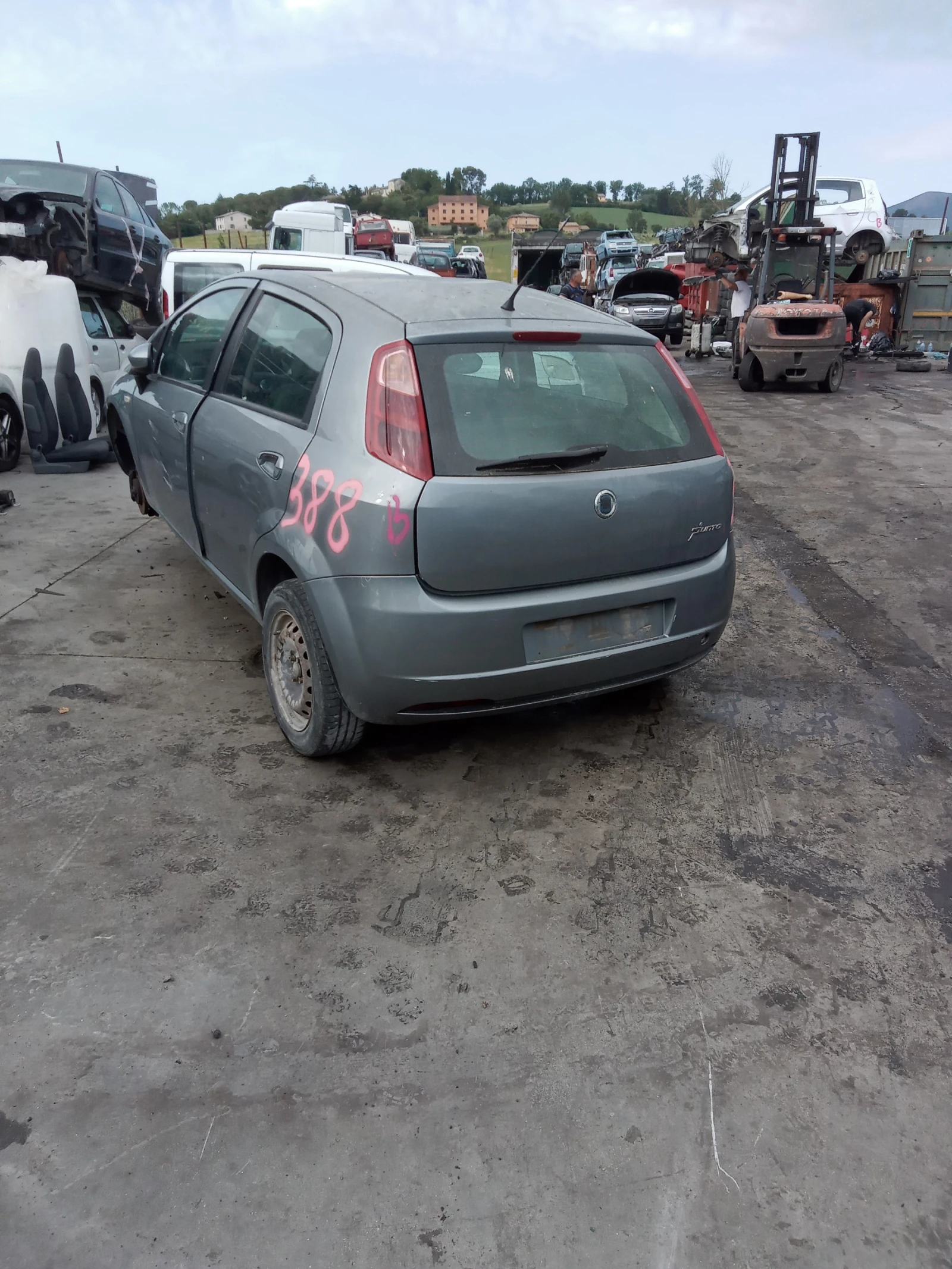 Fiat Punto 1,3 jtd 1.2i - изображение 5