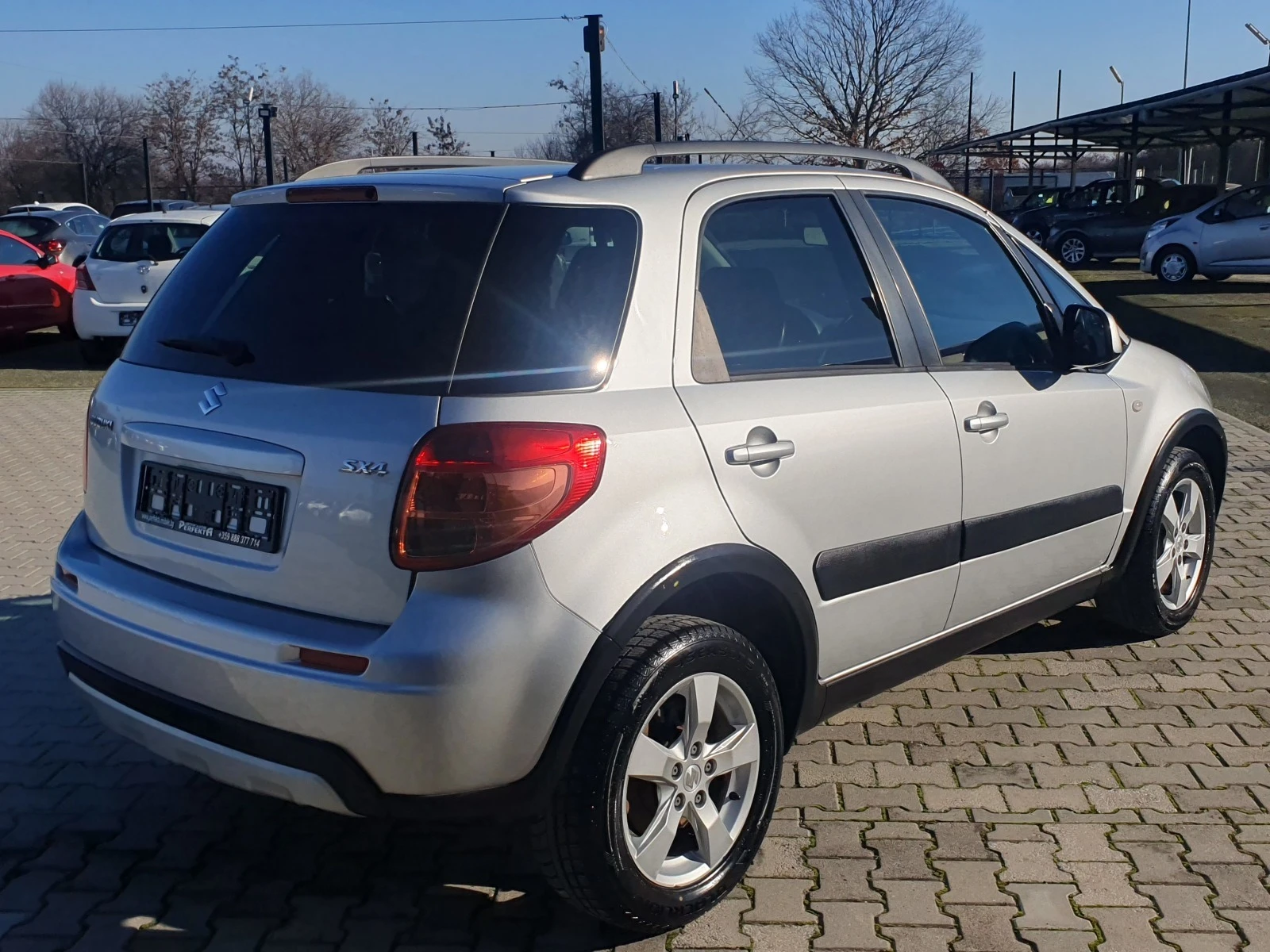 Suzuki SX4 1.5 бензин 111к.с. - изображение 7