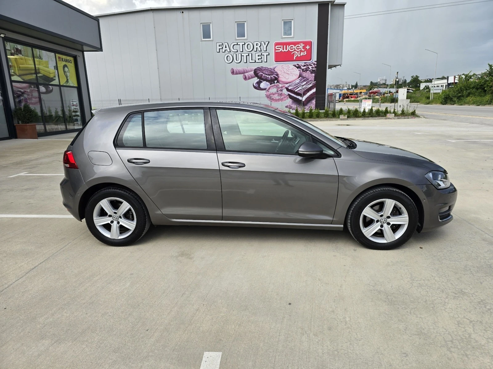 VW Golf 1.4i 140k.c * DSG * Масаж * Кожа * Камера * ЛИЗИНГ - изображение 4