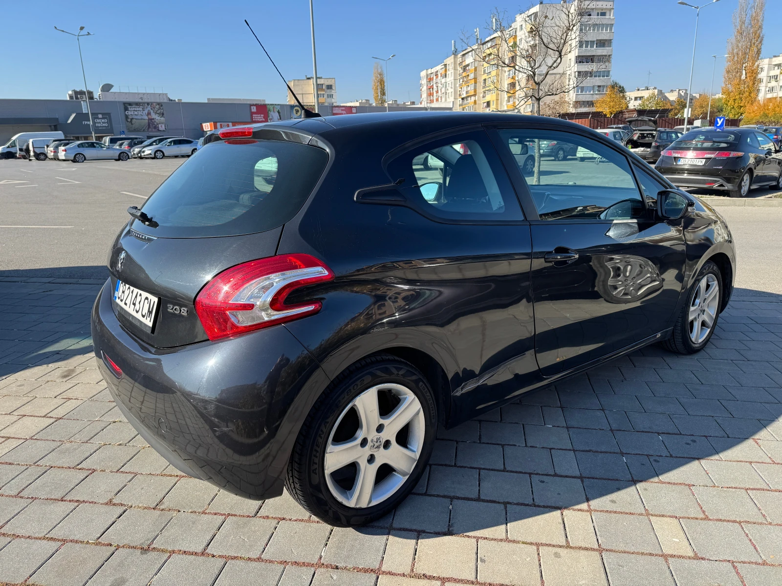 Peugeot 208 1.4 HDI - изображение 3