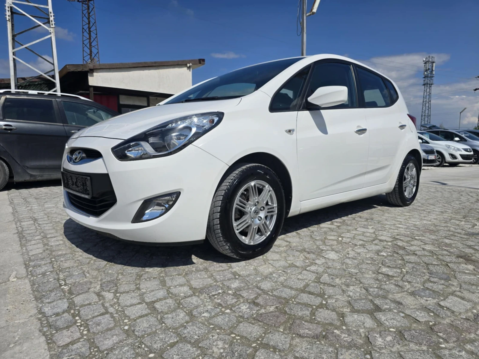 Hyundai Ix20 АВТОМАТИК БЕНЗИН 1.6 125к.с. 112000км - изображение 6