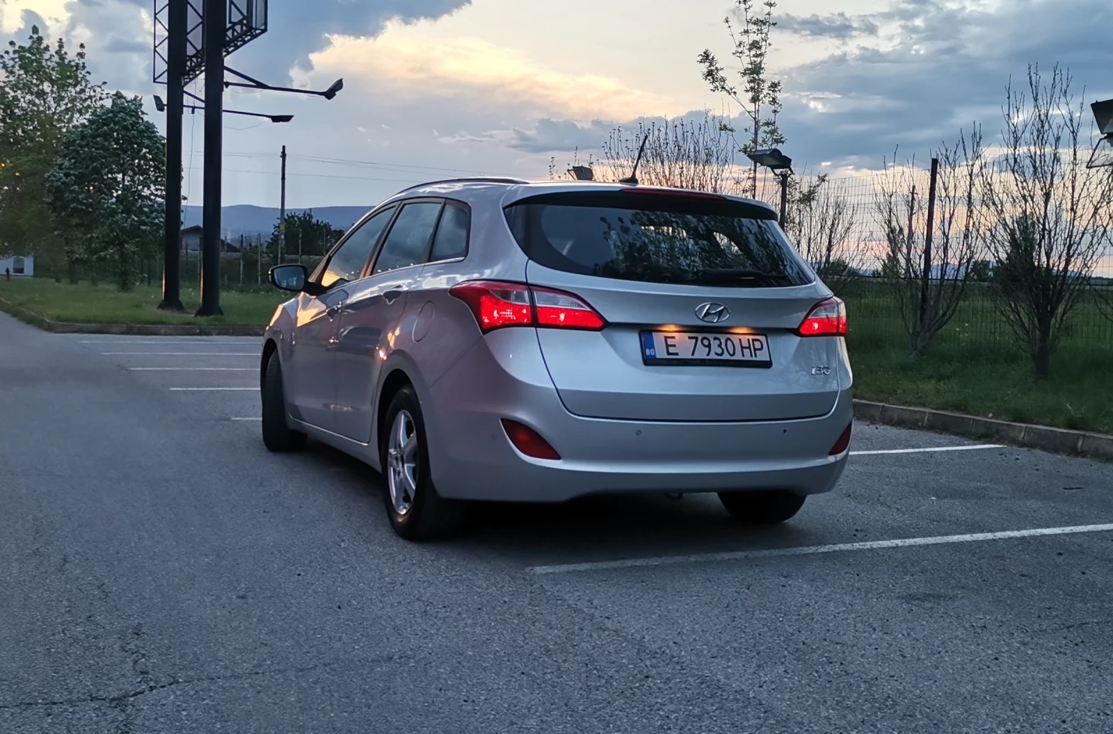 Hyundai I30 1.6 CRDI - изображение 4