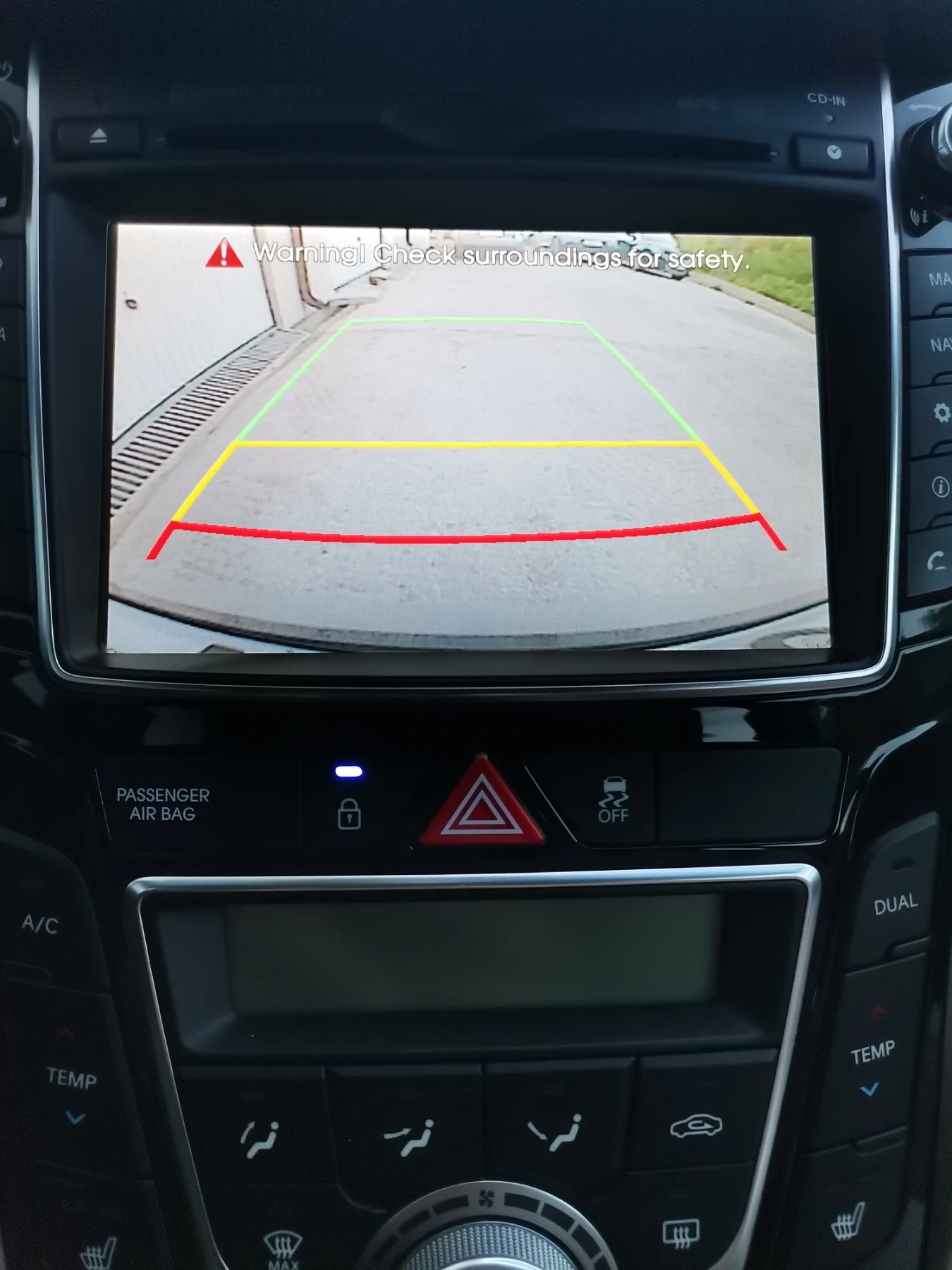 Hyundai I30 1.6 CRDI - изображение 8