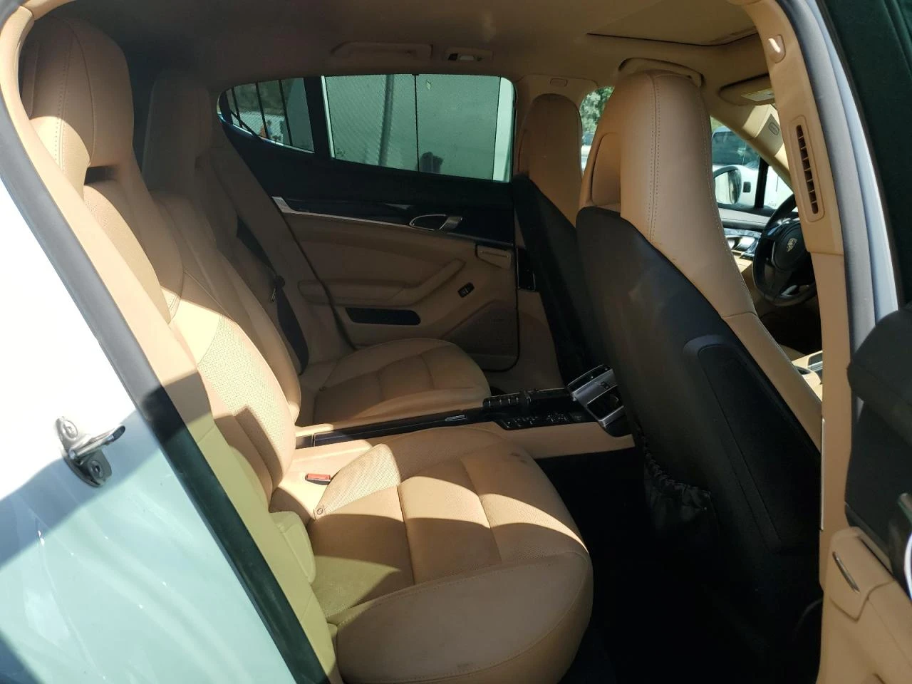 Porsche Panamera 2 FACELIFT/ ОБДУХВАНЕ/ПОДГРЕВИ/CHORO PACK - изображение 10