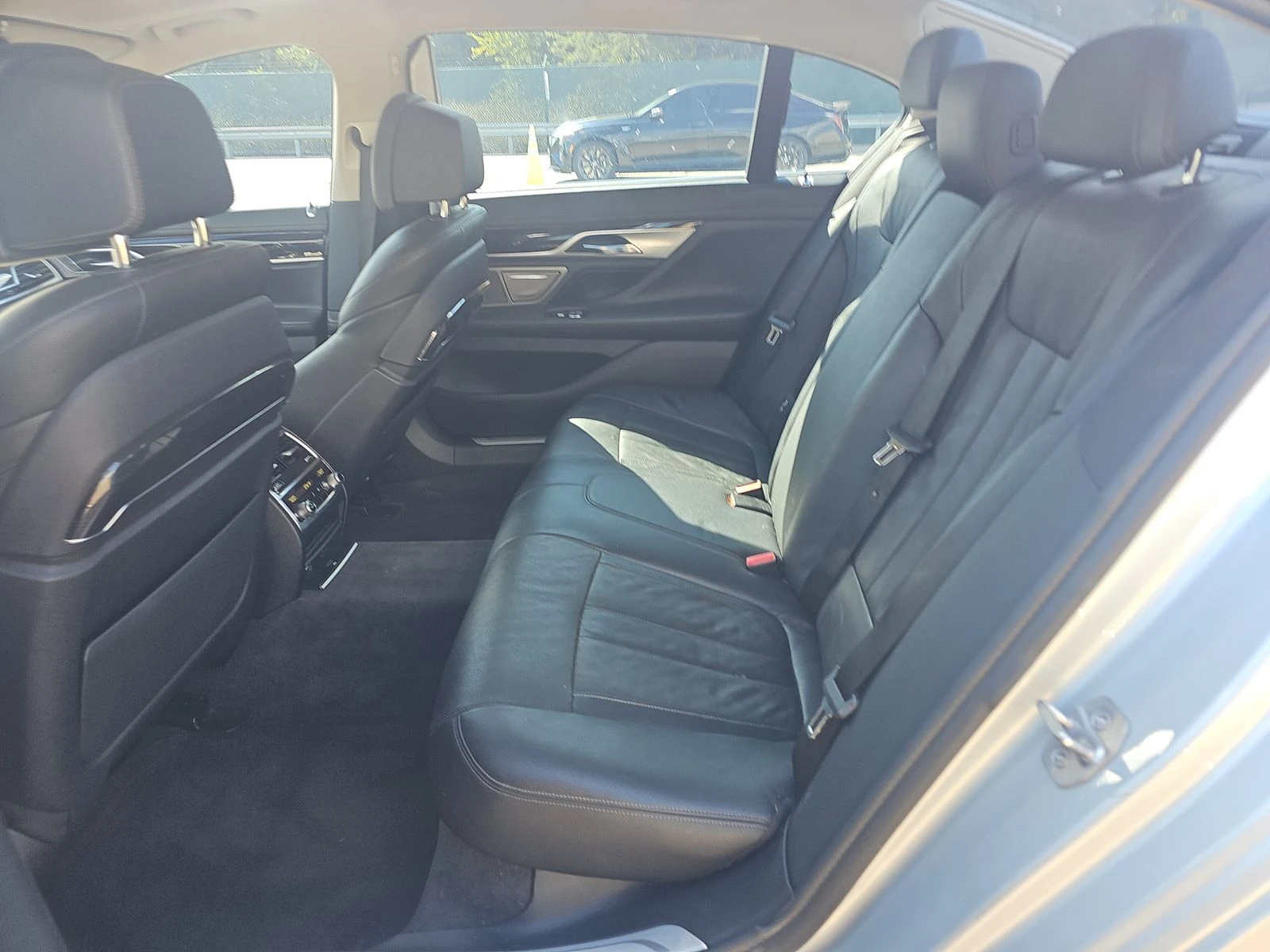 BMW 740 * * 360* * LANE* ASSIST* | Mobile.bg   15