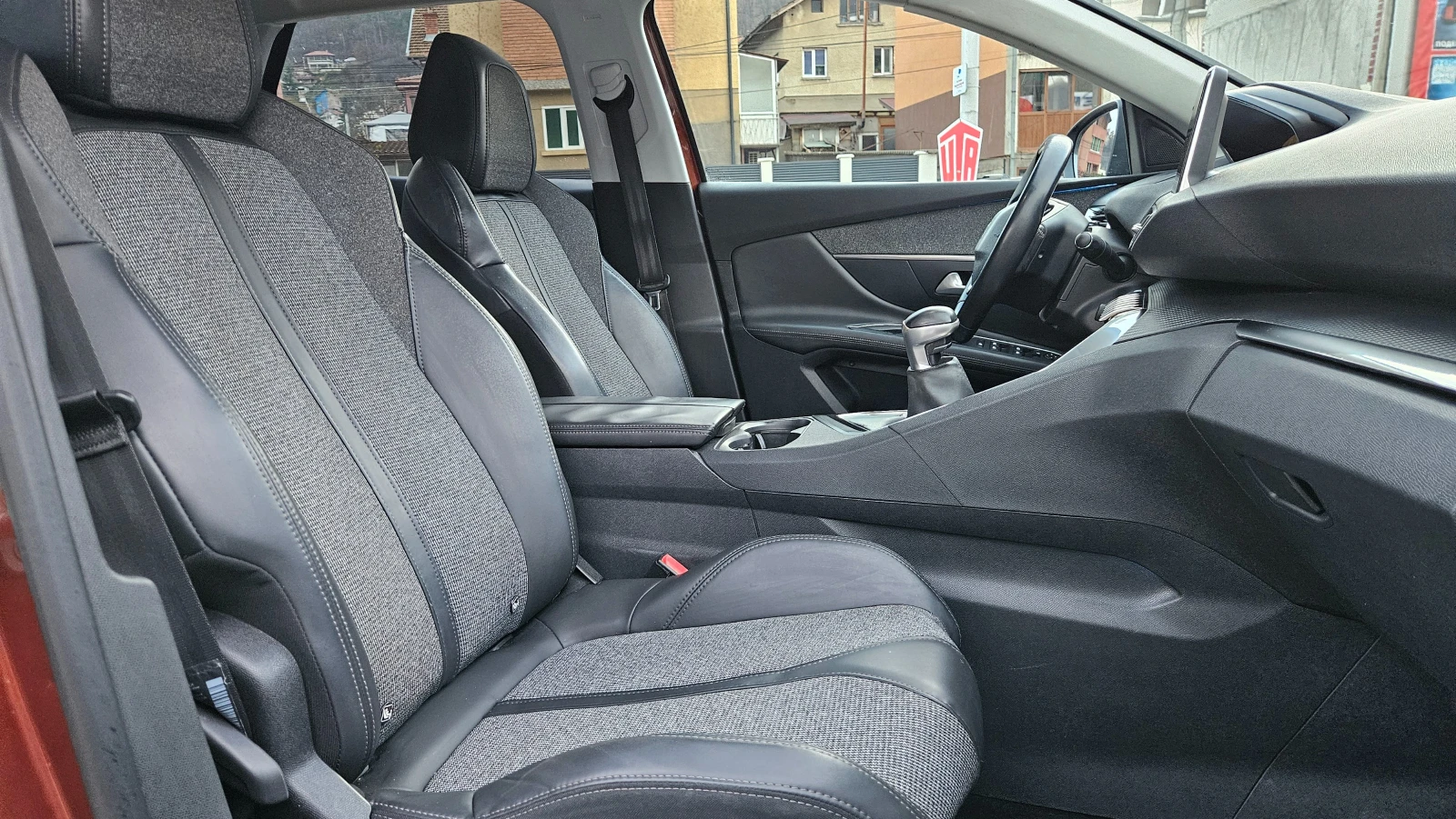 Peugeot 3008 1.6 Hdi NAVIG/KLIMATRON/6skorost | Mobile.bg   12