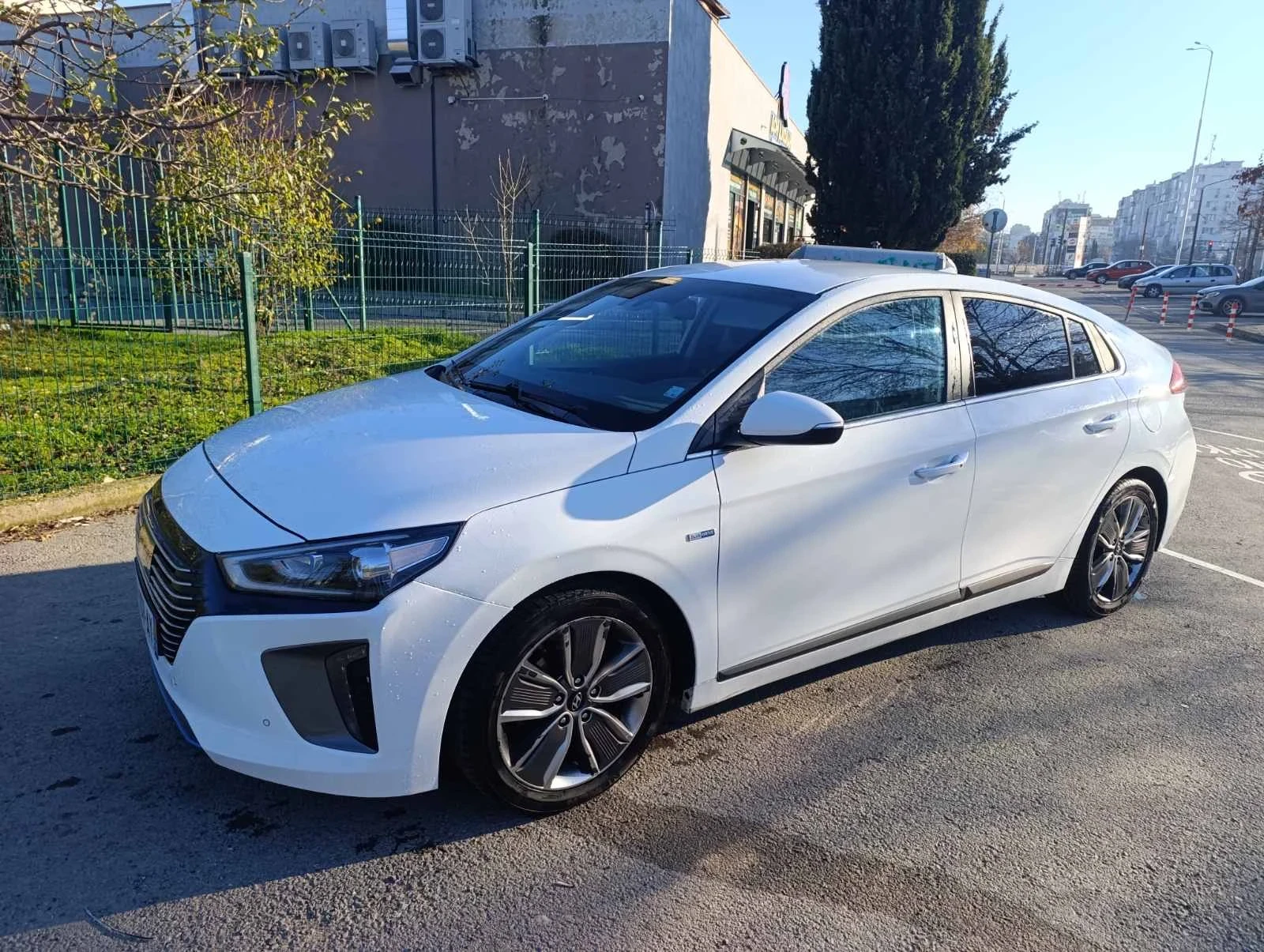 Hyundai Ioniq Хибрид - изображение 3