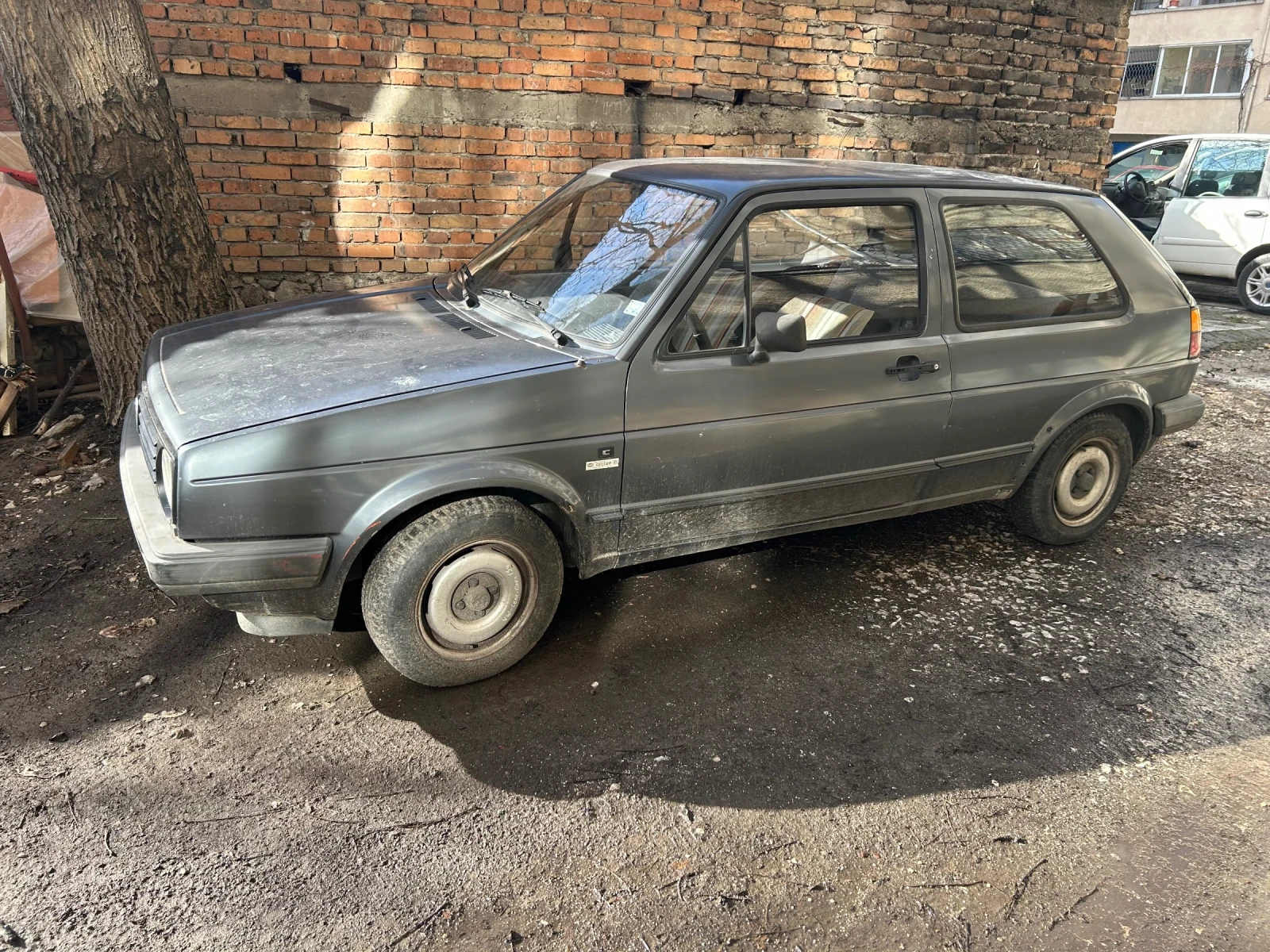 VW Golf 1.3 бензин/газ всичко платено  - изображение 2