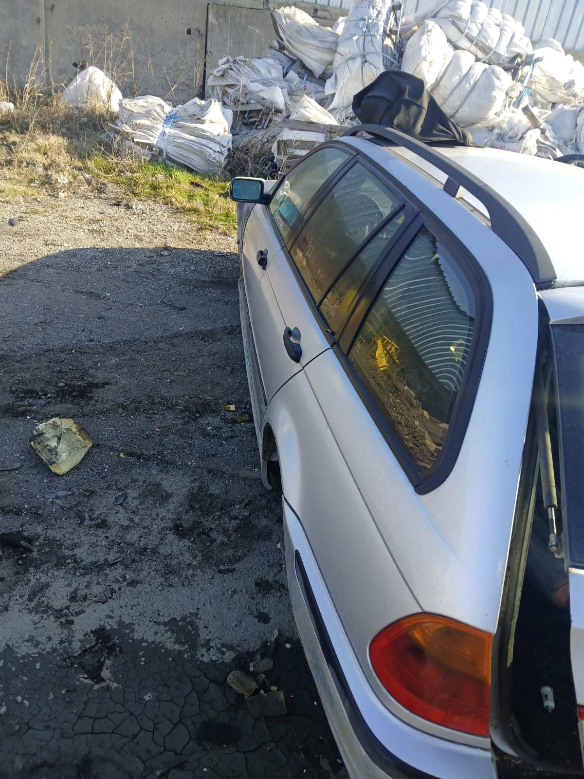 BMW 320, снимка 4 - Автомобили и джипове - 53767110