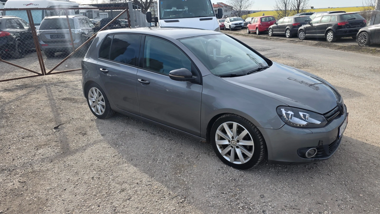 VW Golf 1.6d, снимка 7 - Автомобили и джипове - 53773780