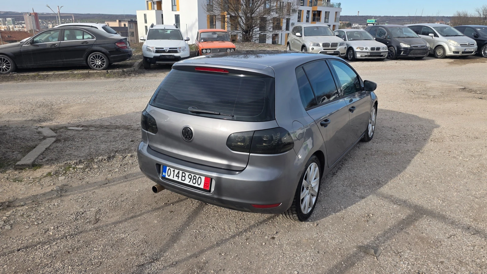 VW Golf 1.6d, снимка 4 - Автомобили и джипове - 53773780