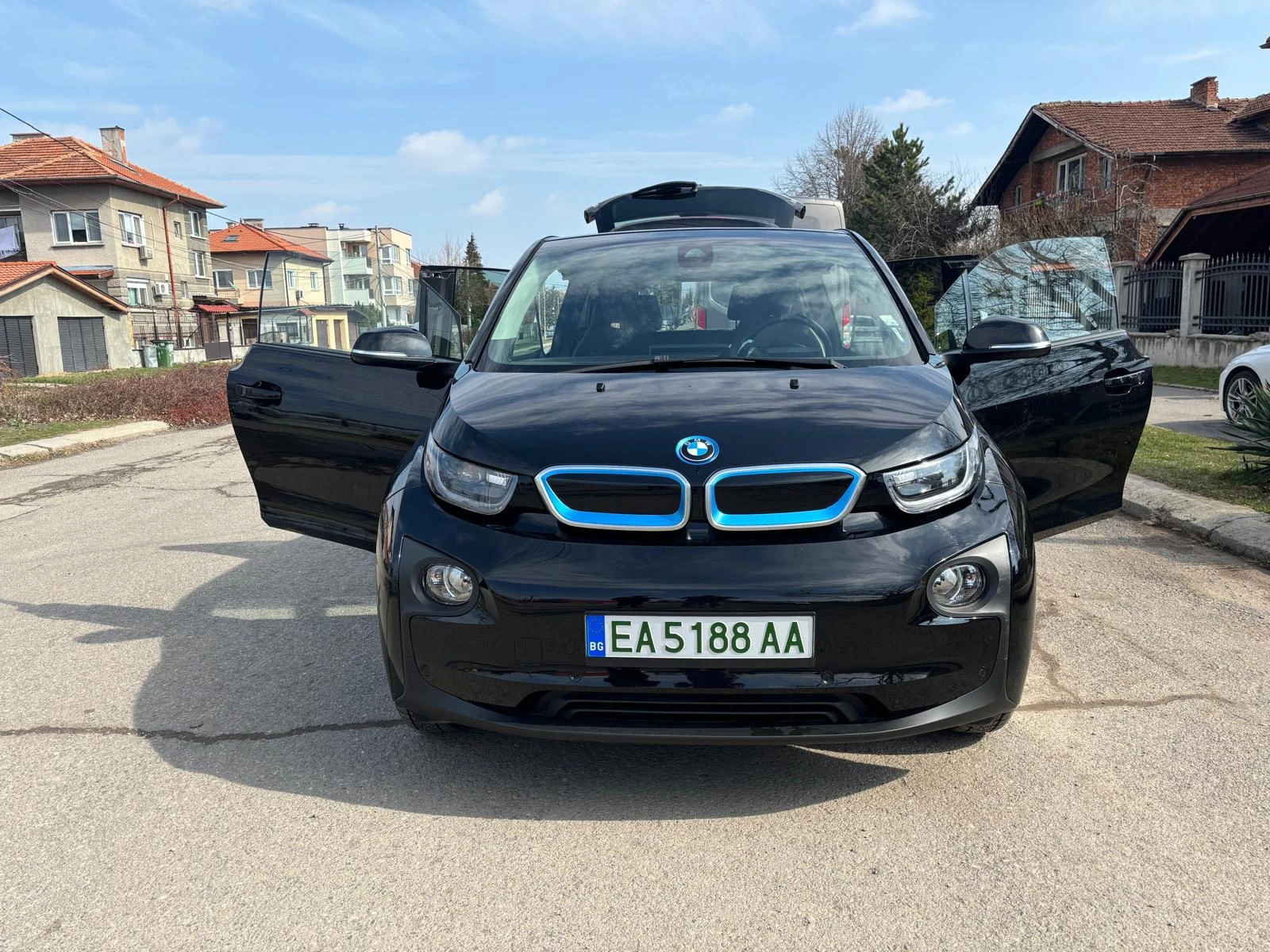 BMW i3, снимка 3 - Автомобили и джипове - 53900647