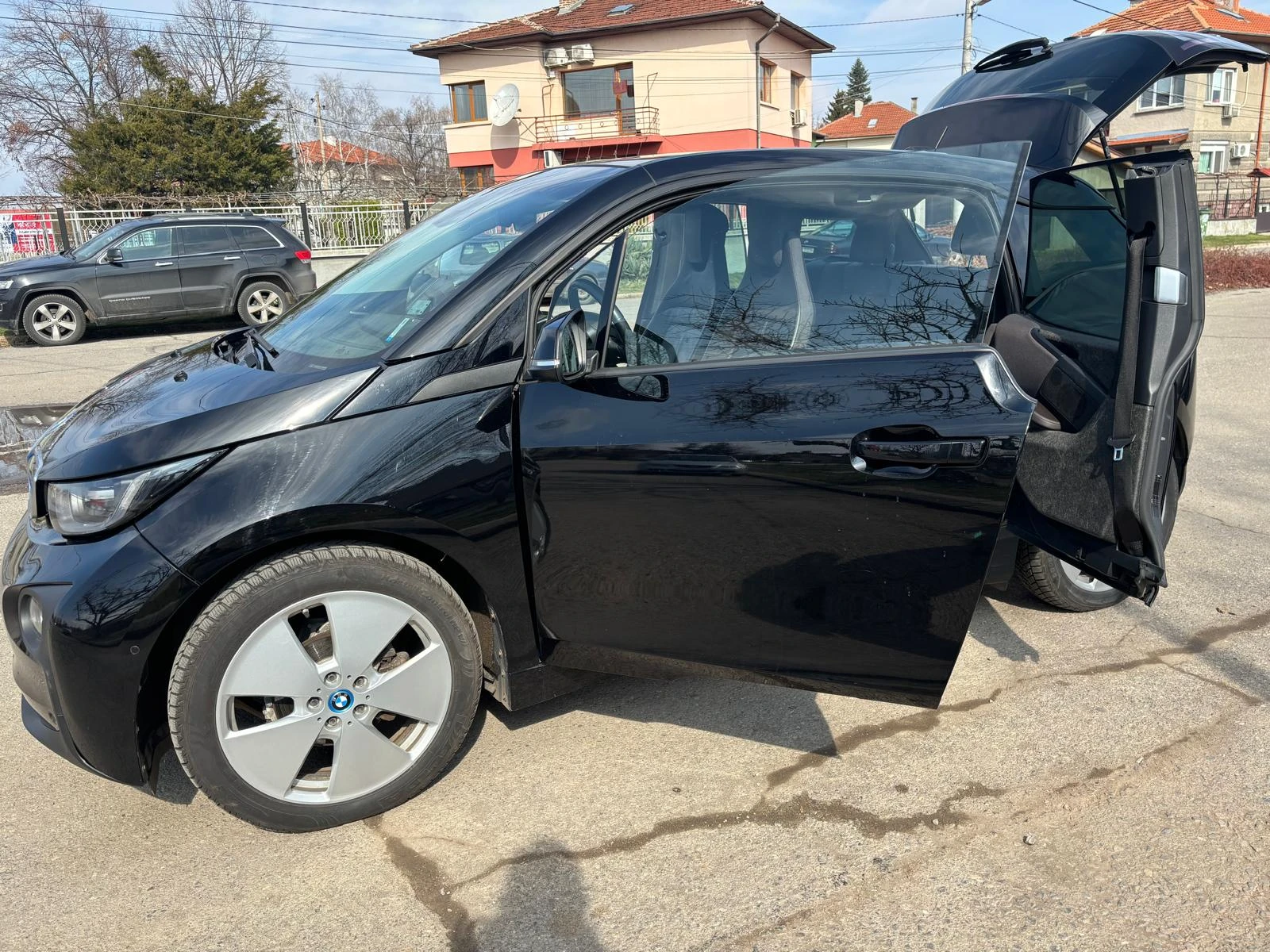BMW i3, снимка 5 - Автомобили и джипове - 53900647
