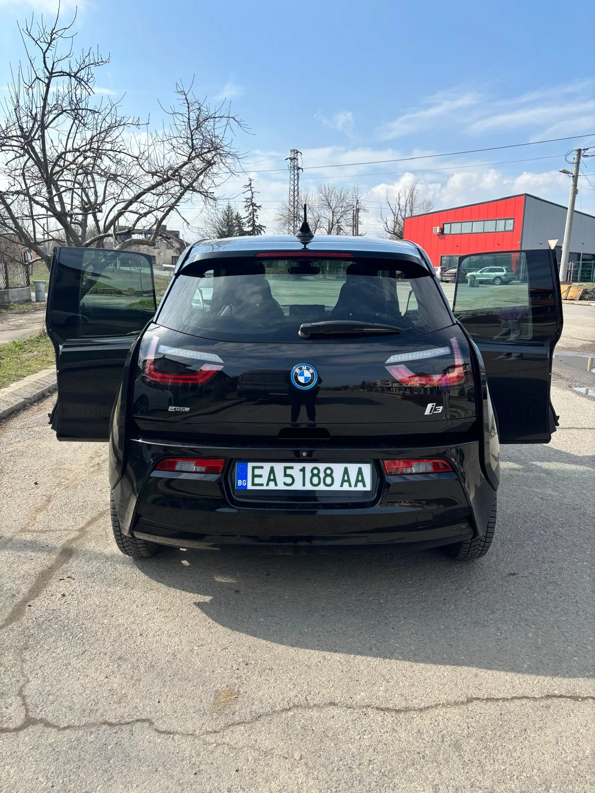 BMW i3, снимка 4 - Автомобили и джипове - 53900647