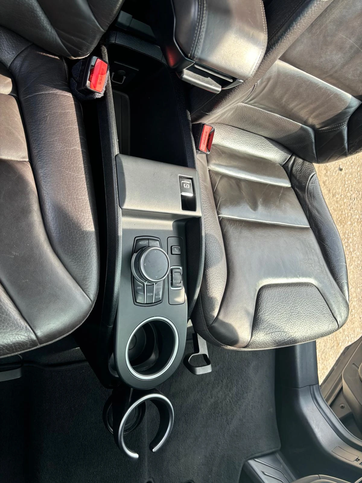 BMW i3, снимка 16 - Автомобили и джипове - 53900647