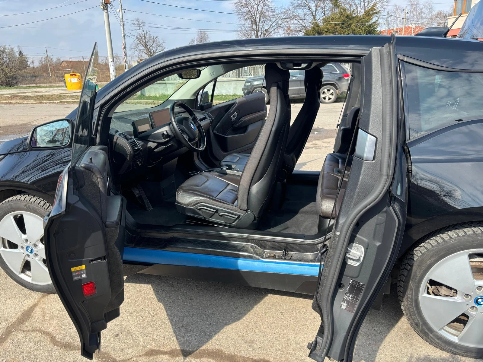 BMW i3, снимка 6 - Автомобили и джипове - 53900647