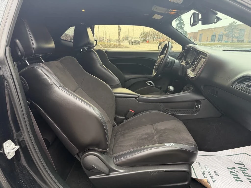 Dodge Challenger R/T* RWD* АвтоКредит* (ЦЕНА ДО БГ), снимка 8 - Автомобили и джипове - 54113892