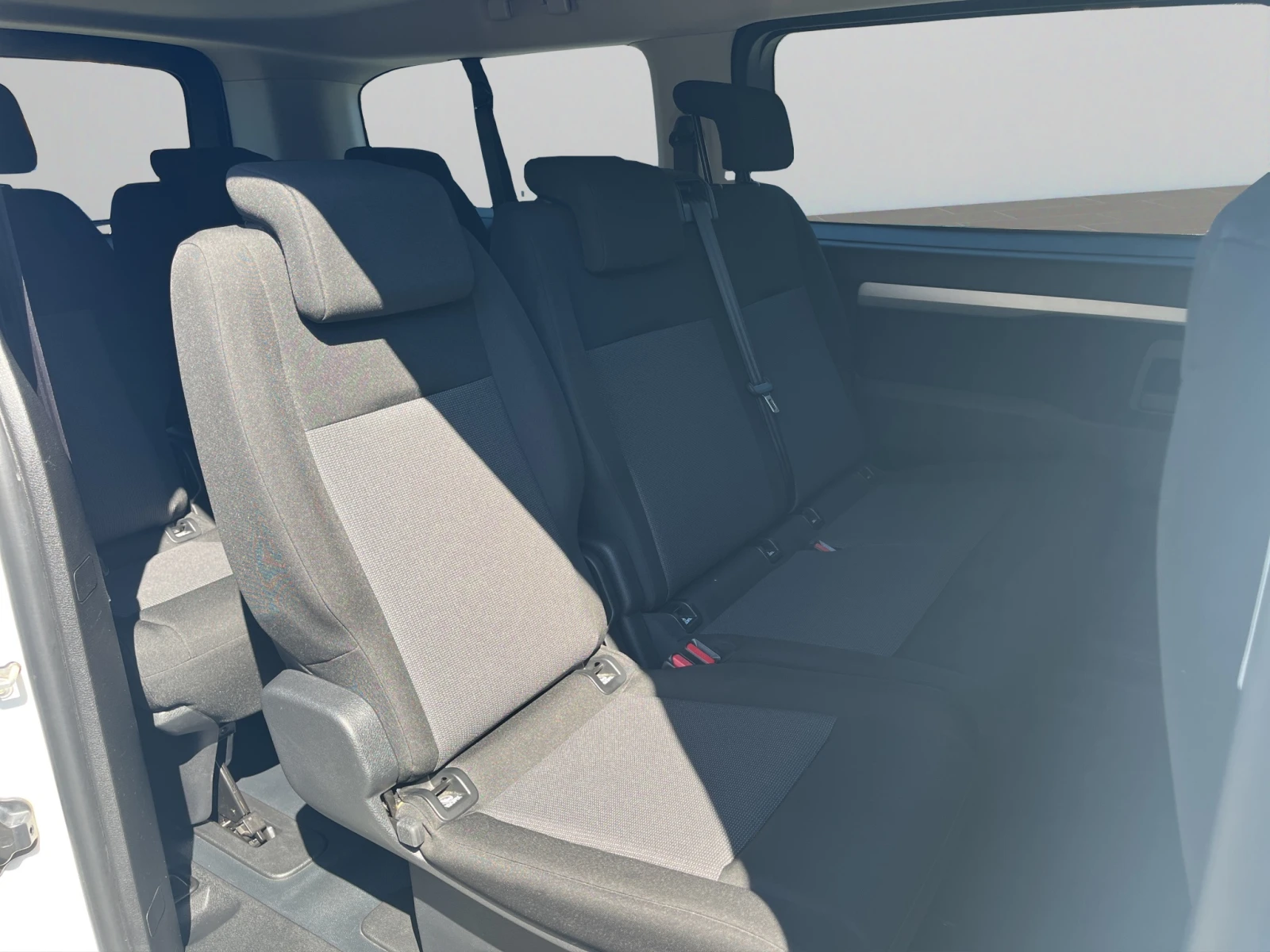 Peugeot Traveler | Mobile.bg � ����������� 9