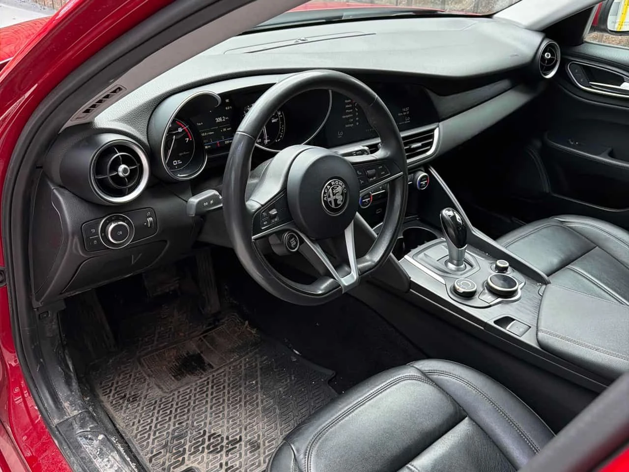 Alfa Romeo Giulia | �������| ��������| 2 �����| CARFAX | Mobile.bg � ����������� 7