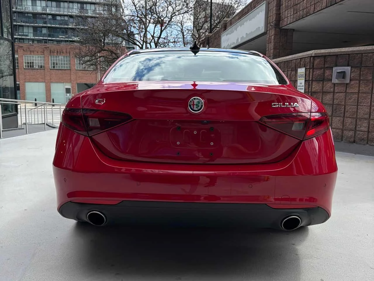 Alfa Romeo Giulia | �������| ��������| 2 �����| CARFAX | Mobile.bg � ����������� 5