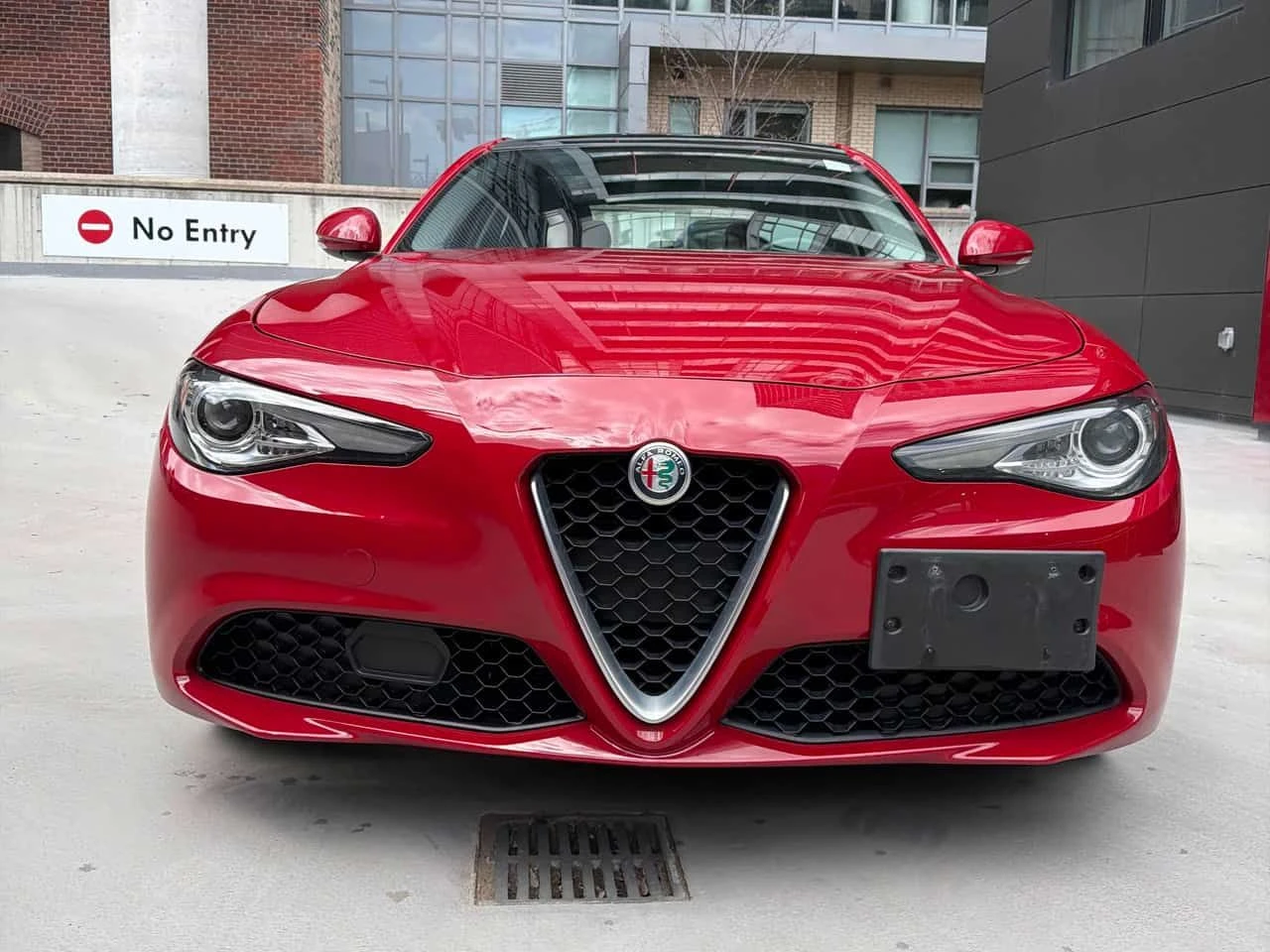 Alfa Romeo Giulia | �������| ��������| 2 �����| CARFAX | Mobile.bg � ����������� 2