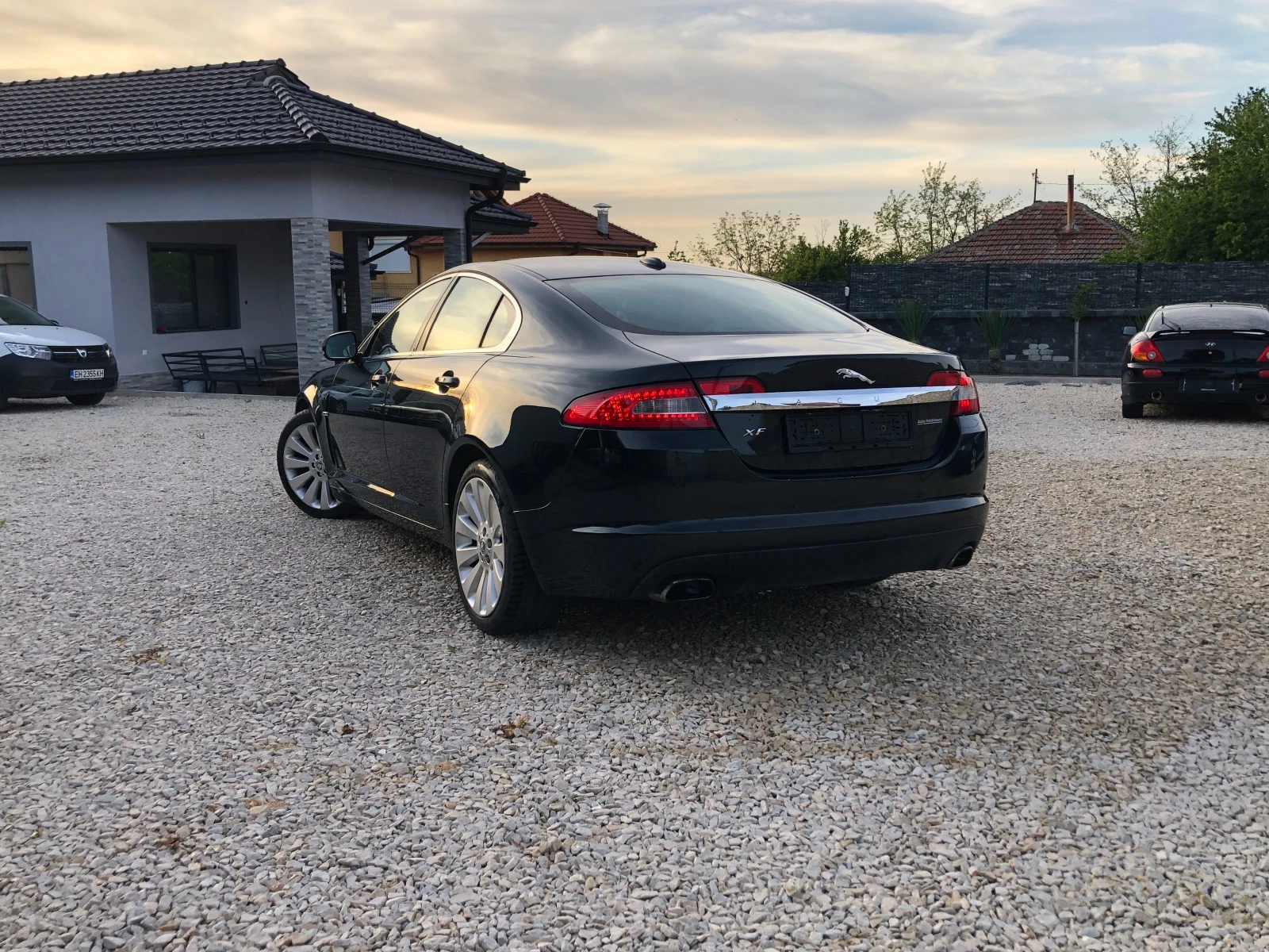Jaguar Xf 3.0L V6 ШВЕЙЦАРИЯ, снимка 4 - Автомобили и джипове - 54335168