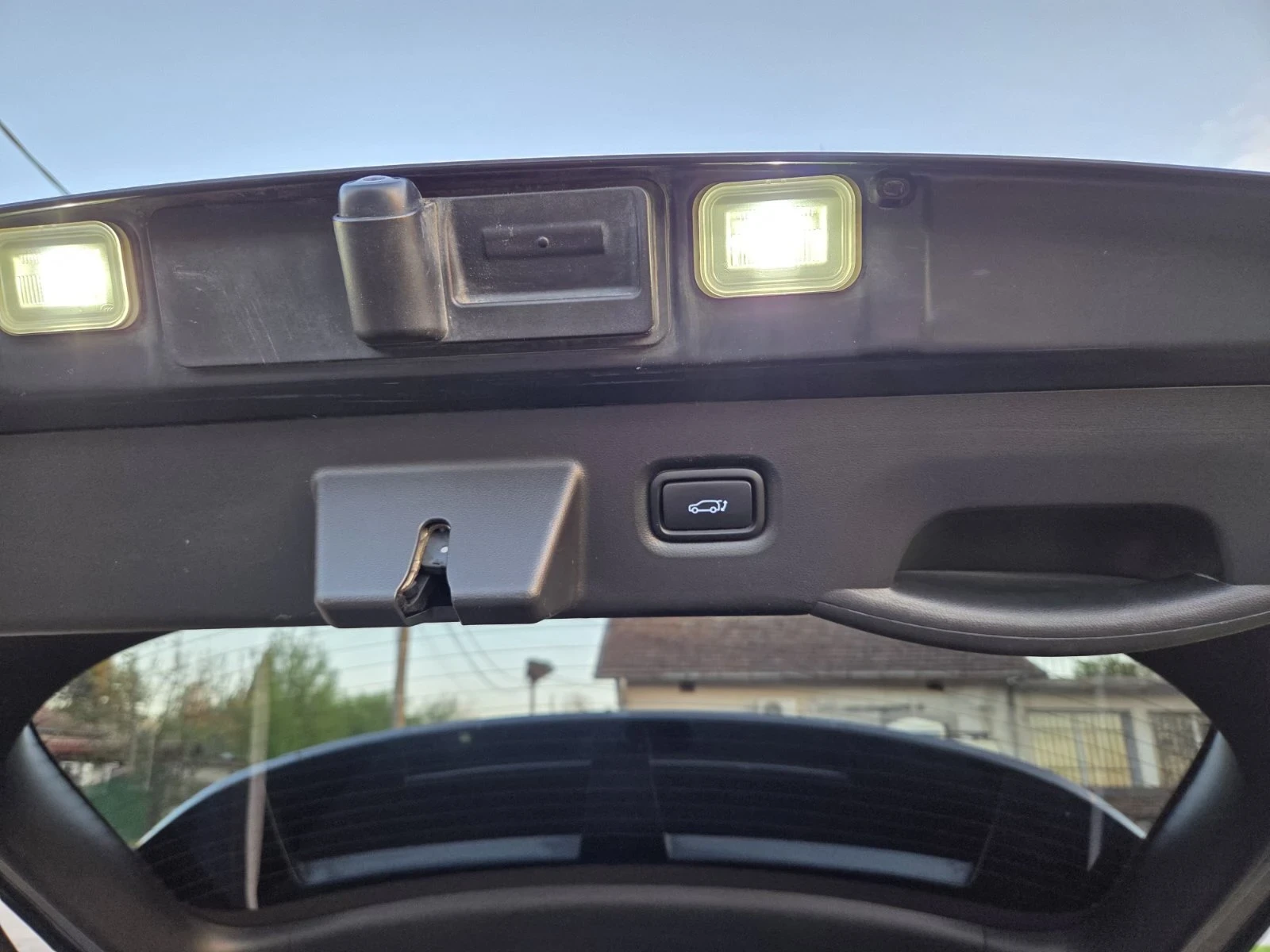 Hyundai Ioniq 5 Core 72kWh , снимка 12 - Автомобили и джипове - 54340371