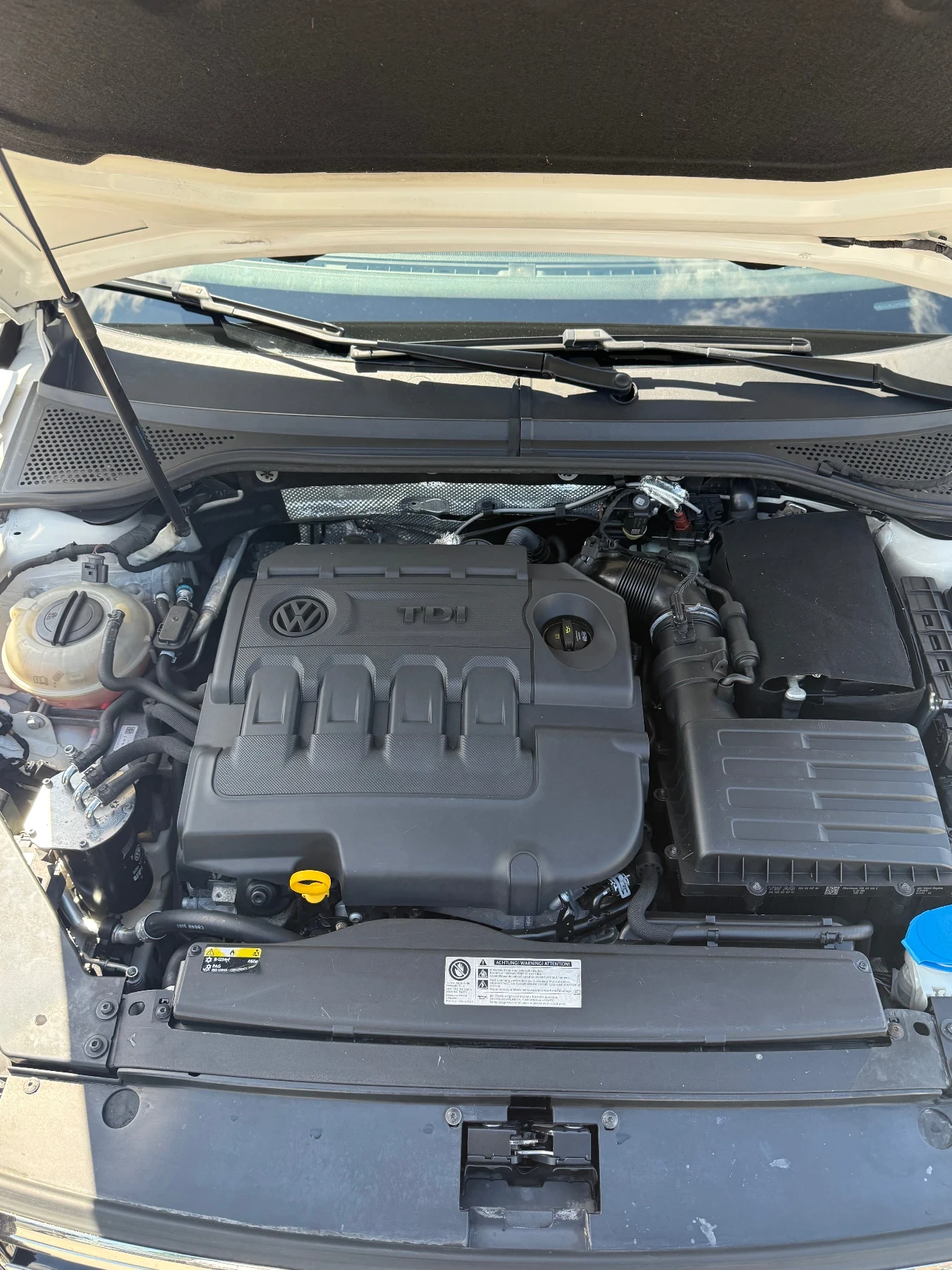 VW Passat * HIGHLINE* DSG* NAVI* AUTOHOLD* LED* , снимка 7 - Автомобили и джипове - 54719281