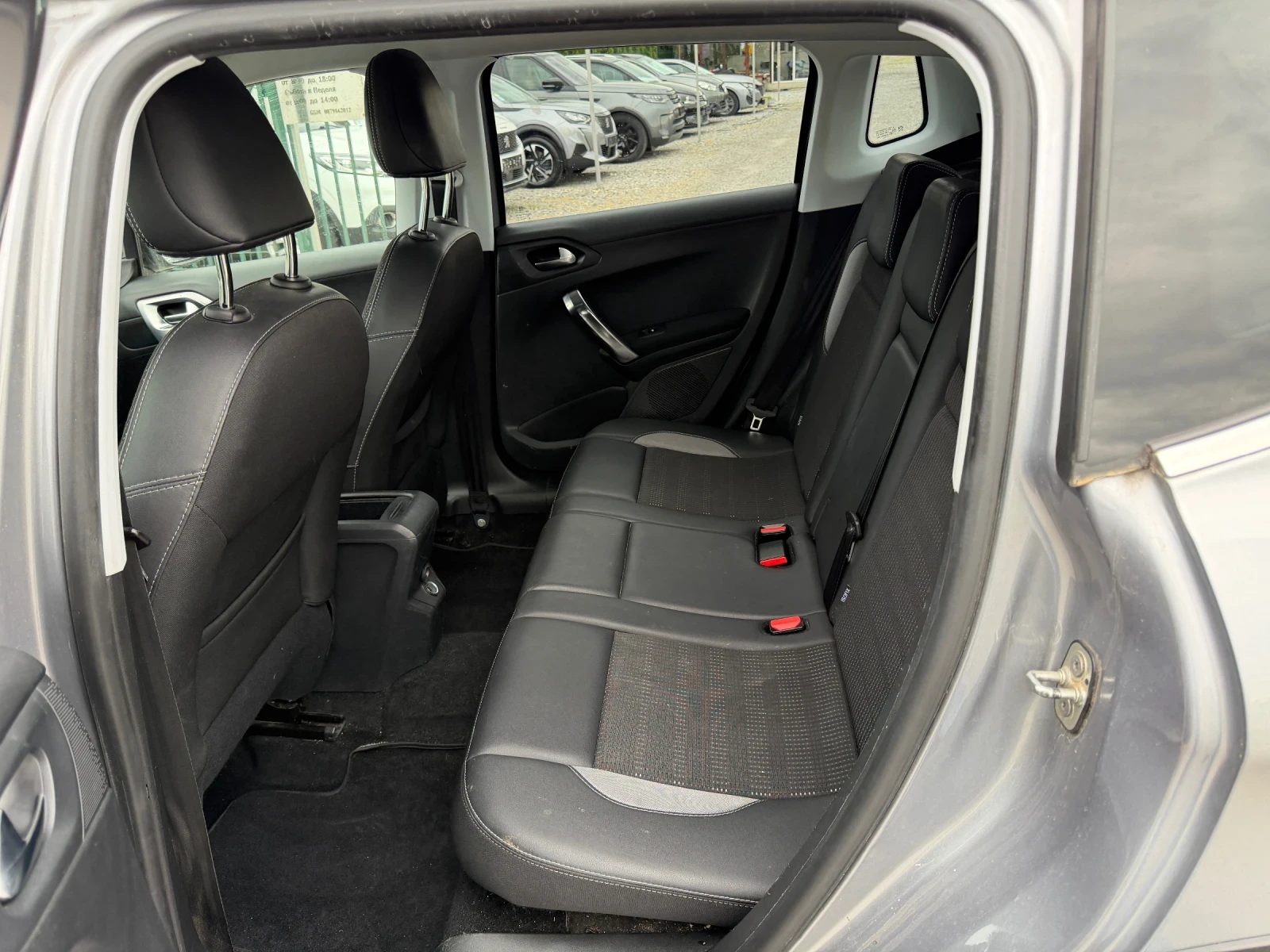 Peugeot 2008 1.6 BlueHDI , снимка 5 - Автомобили и джипове - 54726305