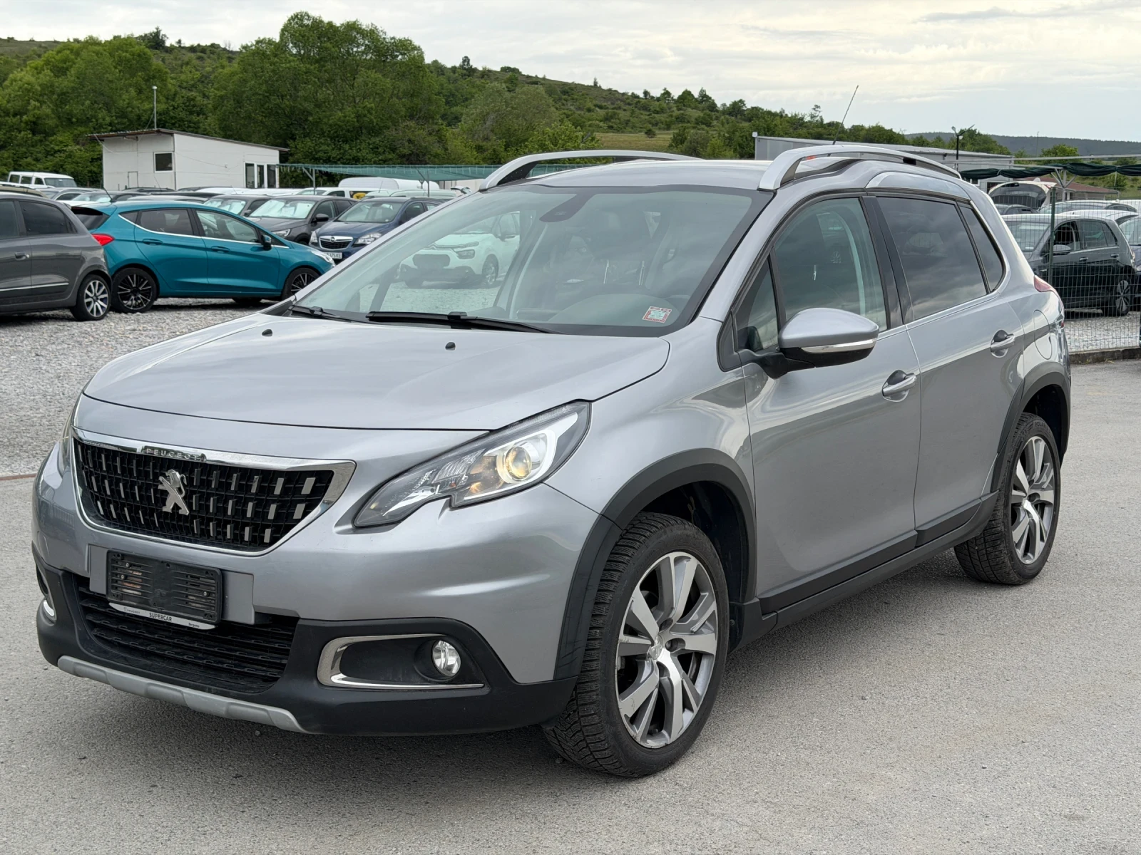 Peugeot 2008 1.6 BlueHDI , снимка 2 - Автомобили и джипове - 54726305