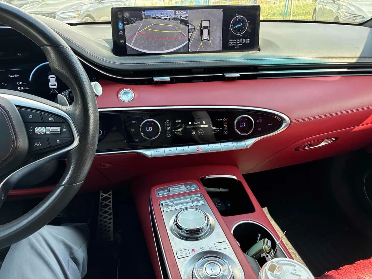 Genesis GV70 | DISTRONIC | 360 | HUD | CARFAX | , снимка 9 - Автомобили и джипове - 55193966