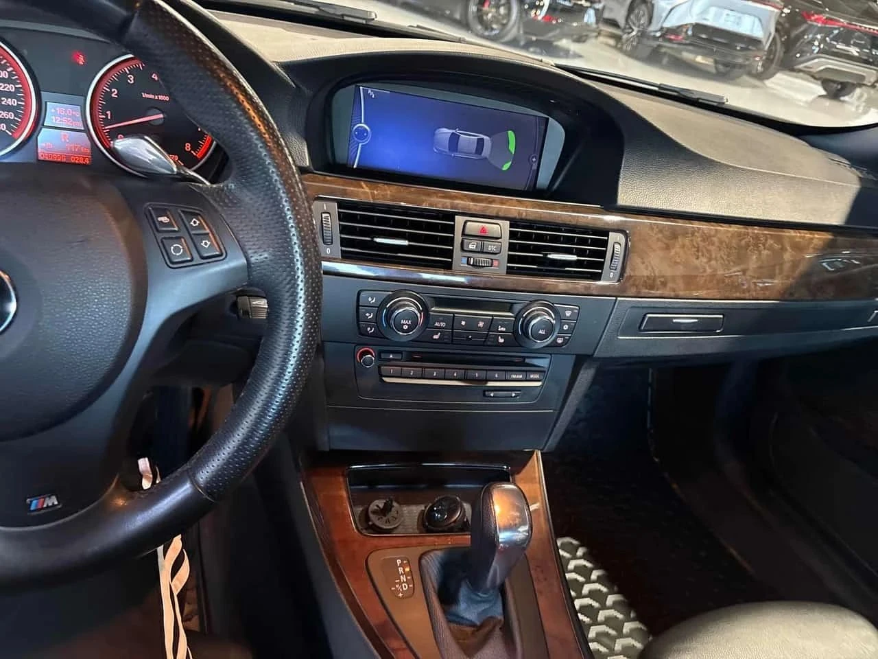 BMW 335, снимка 9 - Автомобили и джипове - 56726676