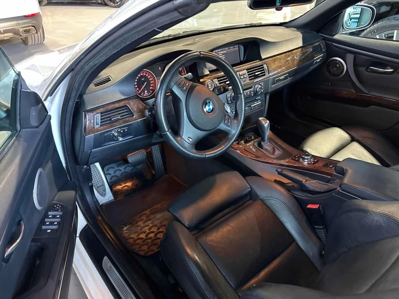 BMW 335, снимка 5 - Автомобили и джипове - 56726676