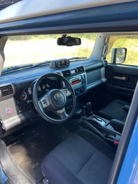 Обява за продажба на Toyota Fj cruiser 4.0 v6 без щети ~49 000 лв. - изображение 4