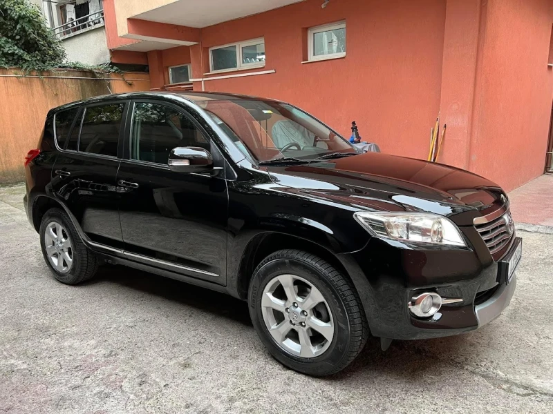 Toyota Rav4 2.2D4D, снимка 6 - Автомобили и джипове - 48382928