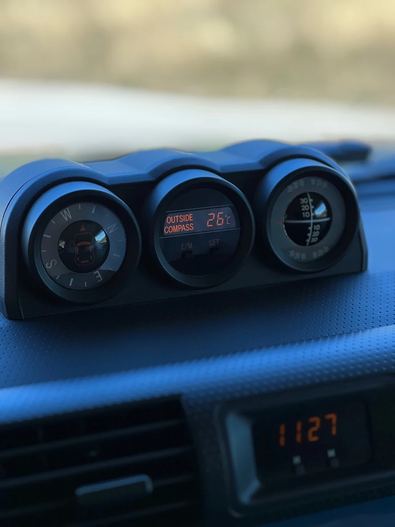 Toyota Fj cruiser 4.0 v6  4.0 V6 (272 к.с.) 4WD, снимка 10 - Автомобили и джипове - 51962970