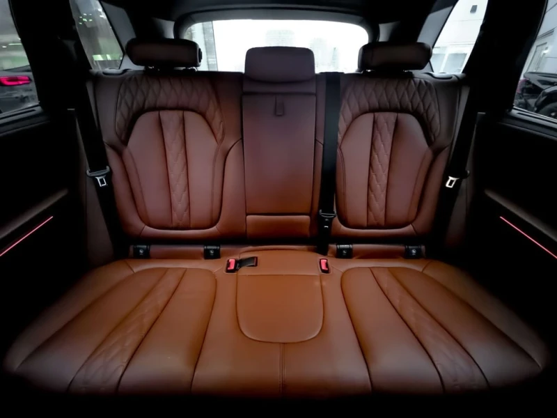 BMW X5 * M50i * CARFAX * ЦЕНА ДО БГ, снимка 13 - Автомобили и джипове - 53050675