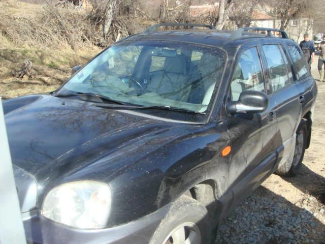 Hyundai Santa fe 2.7i V6, снимка 1 - Автомобили и джипове - 46834096