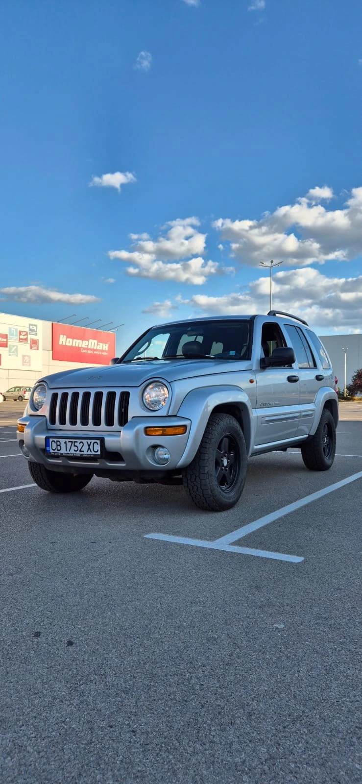 Jeep Cherokee 2.8 / 163 кс / 4x4 / Автоматик, снимка 1 - Автомобили и джипове - 46897853