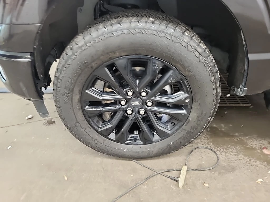 Ford F150 * LARIAT CREW CAB SHORT BED * CARFAX * ��� ������� | Mobile.bg � ����������� 15