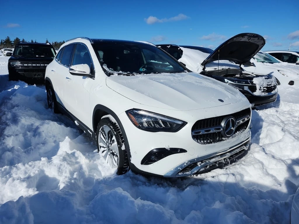 Mercedes-Benz GLA 250 * CARFAX * ФИНАНСИРАНЕ  - изображение 2