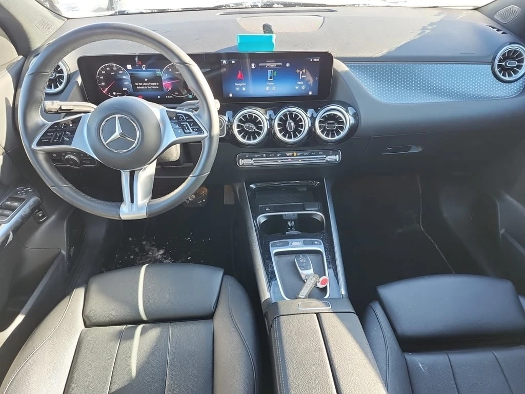 Mercedes-Benz GLA 250 * CARFAX * ФИНАНСИРАНЕ  - изображение 10