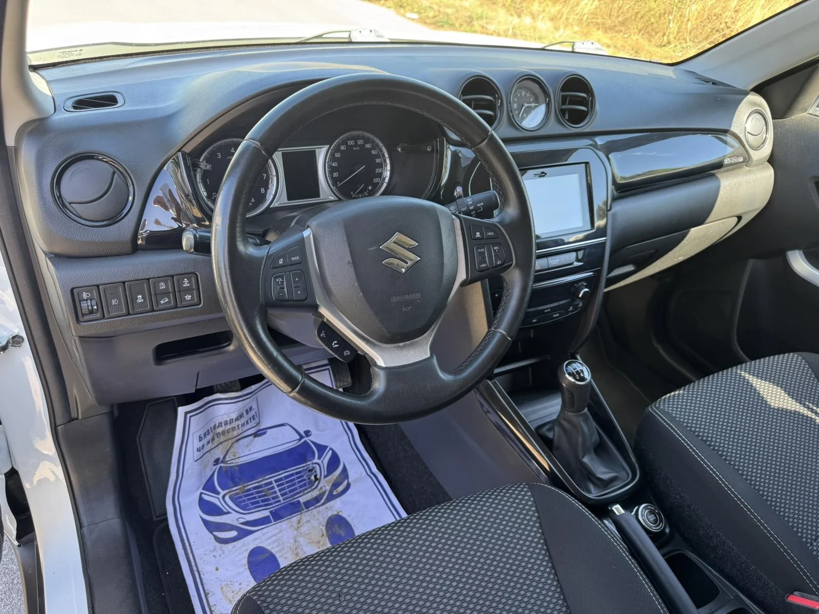 Suzuki Vitara 1.6i 4x4 120кс. РЕАЛЕН ПРОБЕГ - изображение 10
