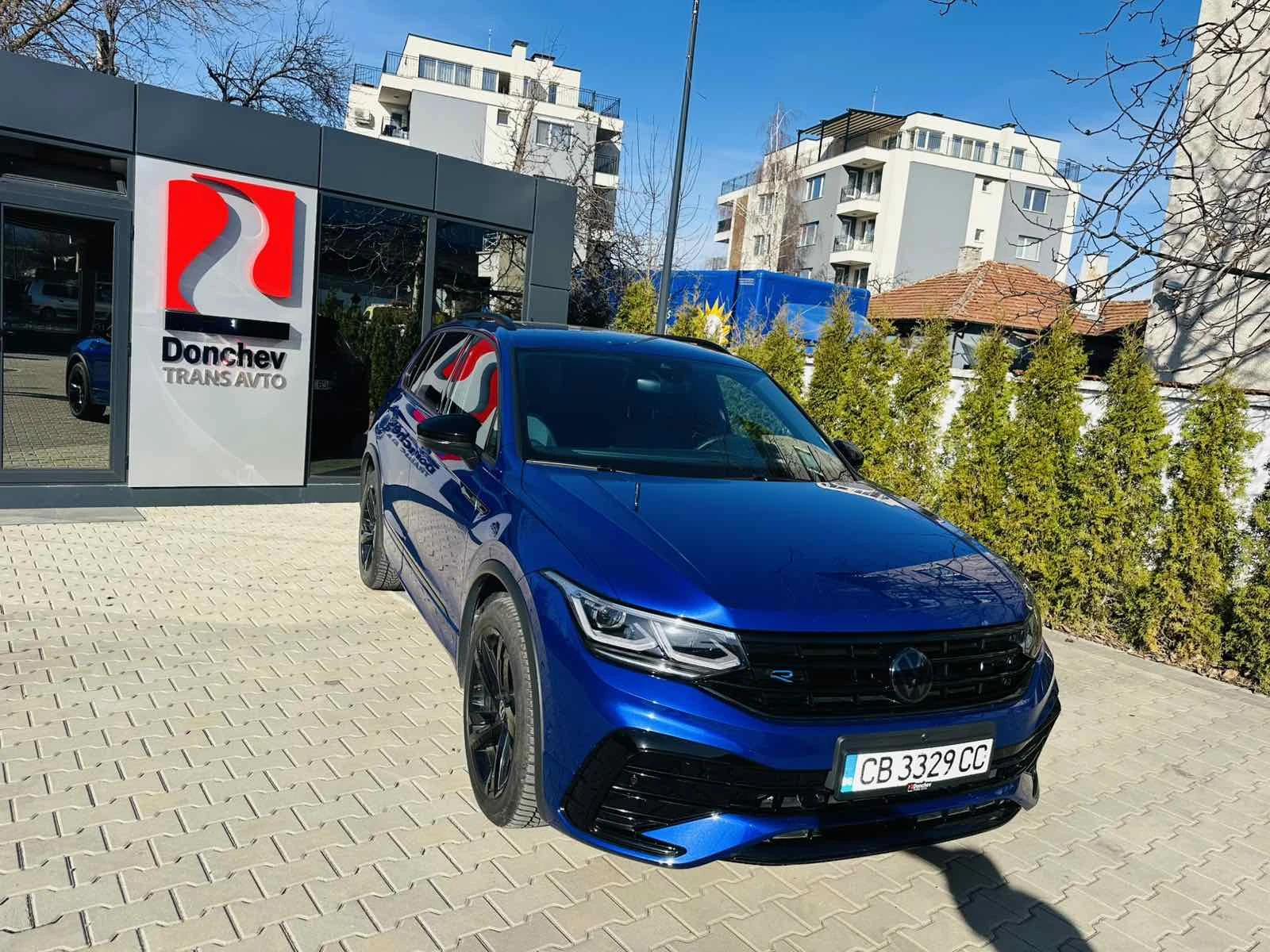 VW Tiguan 2.0i/R-LINE/4X4/, снимка 2 - Автомобили и джипове - 53785615